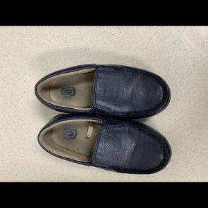 Children’s place blue loafers size 9